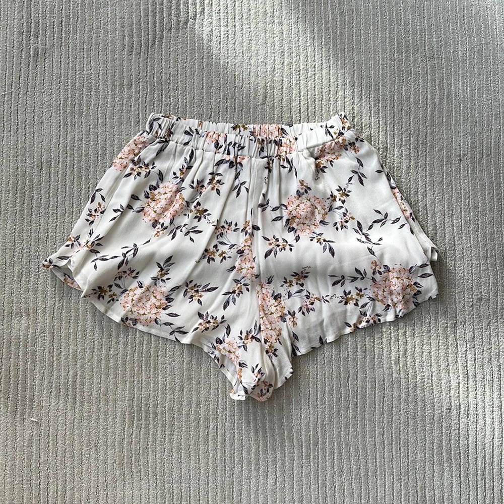 TAGS ON - Blue Life flowey shorts - flowers xs